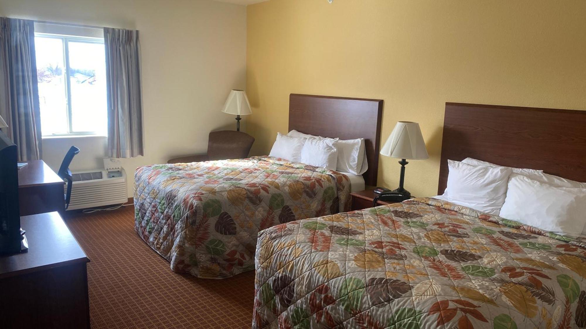 Park View Inn & Suites Hoisington Near Great Bend Eksteriør billede