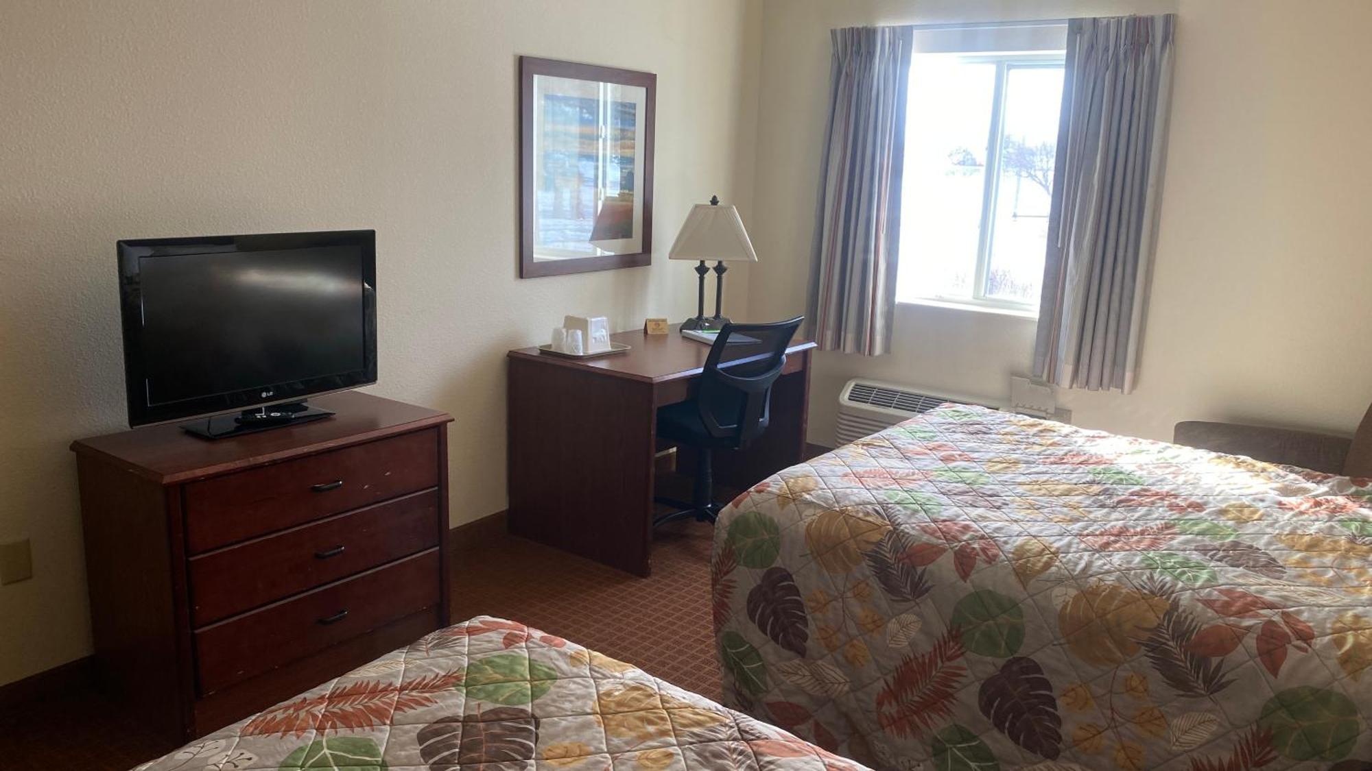Park View Inn & Suites Hoisington Near Great Bend Eksteriør billede